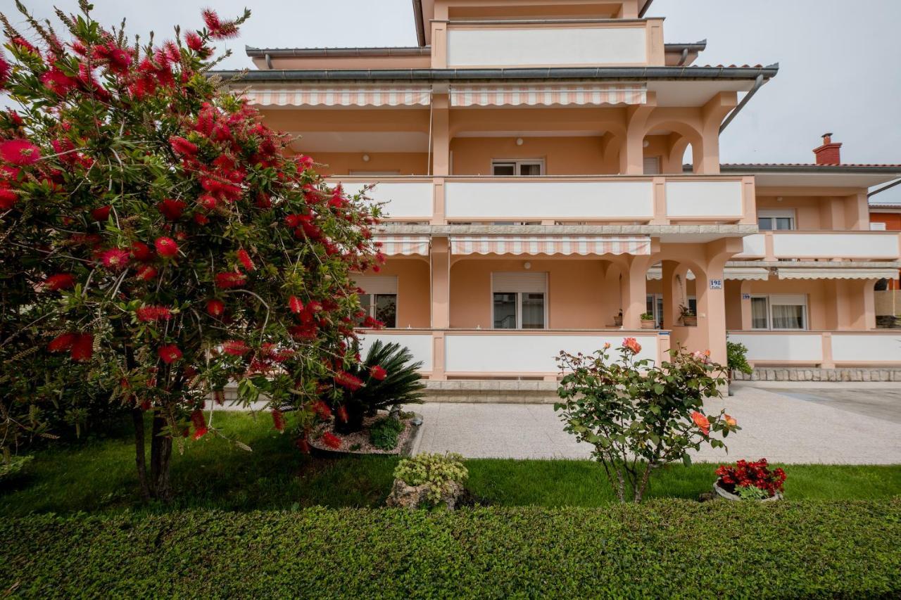 Apartmani Marica Beg Palit Экстерьер фото